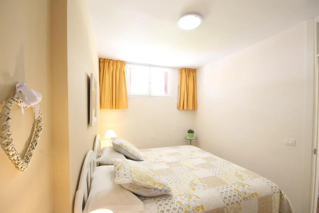 Apartment Acapulco Ocean View Плая-де-лас-Америкас 0*,  Испания